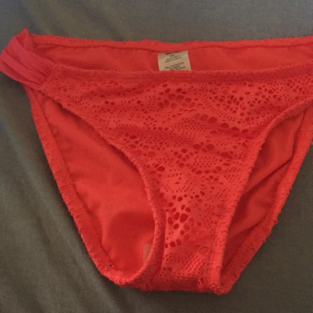 Pink bottom!